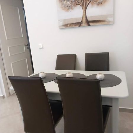 Apartment In The Centre For 4 People Naxos City Eksteriør bilde